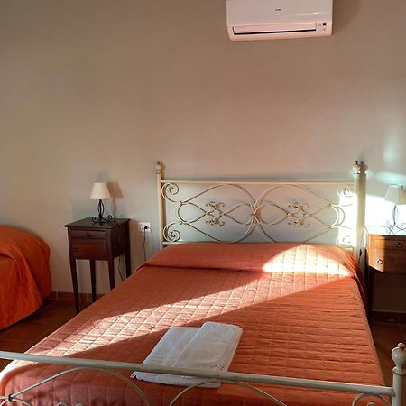 Borgo Nocchiara Hotel Carlentini Bagian luar foto