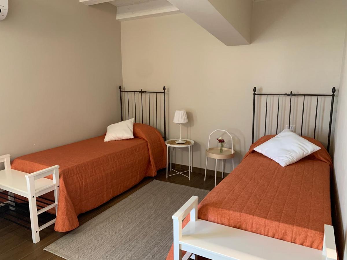 Borgo Nocchiara Hotel Carlentini Bagian luar foto